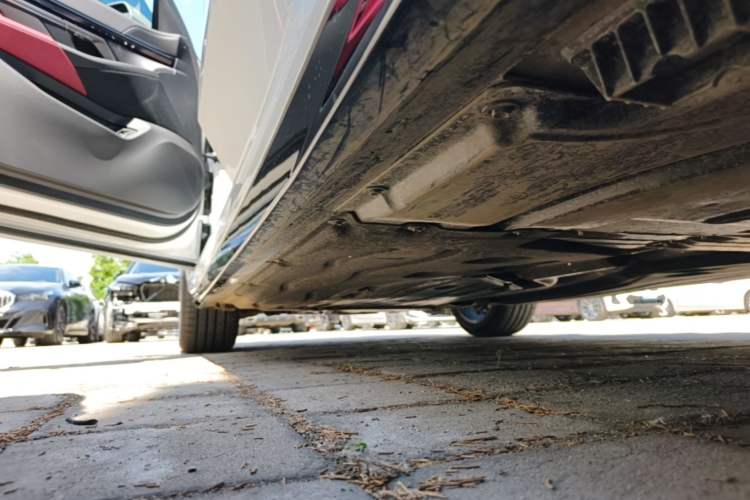 Used BMW 5 Series 2026 525Li M Sport Package Left Side Sill