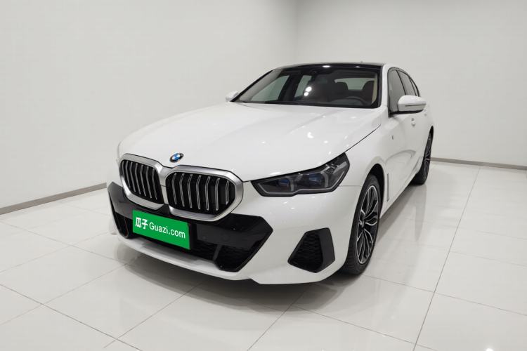BMW 5 Series 2026 530Li Leading M Sport Package