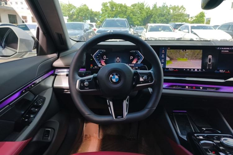 Used BMW 5 Series 2026 525Li M Sport Package Steering Wheel