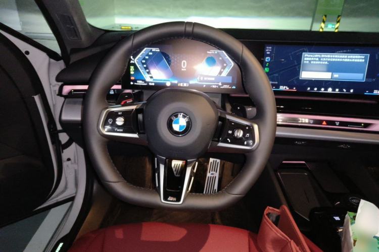Used BMW 5 Series 2026 530Li Leading M Sport Package Steering Wheel
