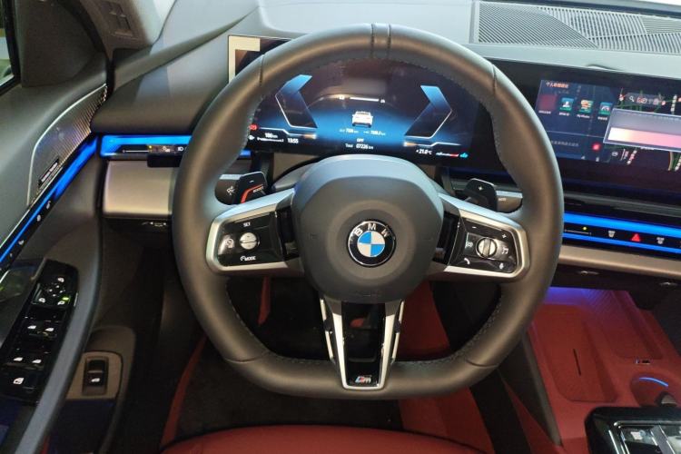 Used BMW 5 Series 2026 530Li Leading M Sport Package Steering Wheel