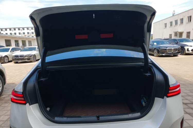 Used BMW 5 Series 2026 525Li M Sport Package Trunk