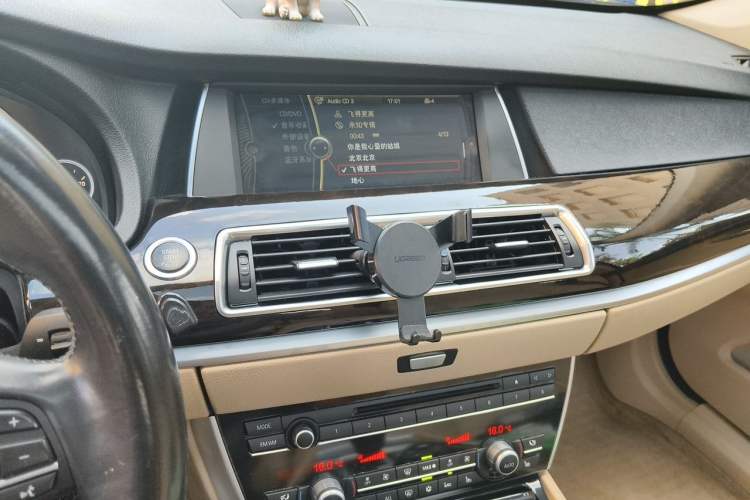 Used BMW 5 Series GT 2010 535i Luxury Edition Audio And AC Panel