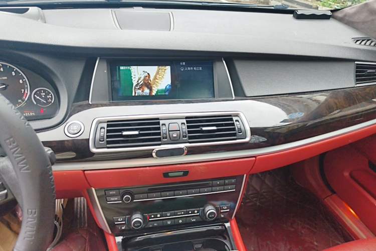 Used BMW 5 Series GT 2010 535i Luxury Edition Audio And AC Panel