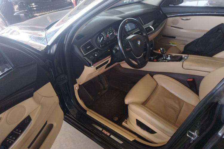 Used BMW 5 Series GT 2010 535i Luxury Edition Driver Seat