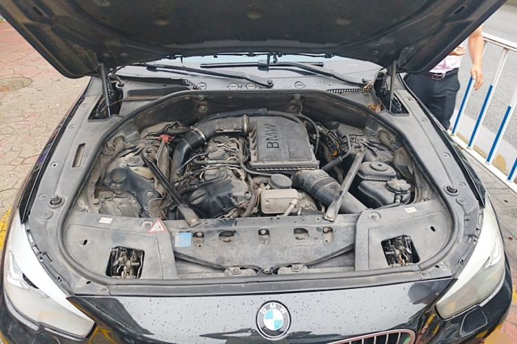 Used BMW 5 Series GT 2010 535i Luxury Edition Engine Bay