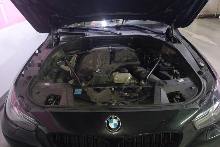 Used BMW 5 Series GT 2010 535i Leading Model Engine Bay