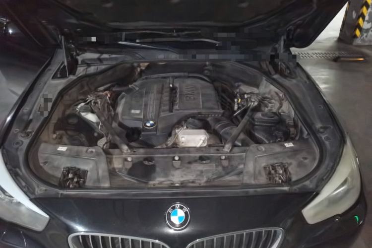Used BMW 5 Series GT 2010 535i Leading Model Engine Bay