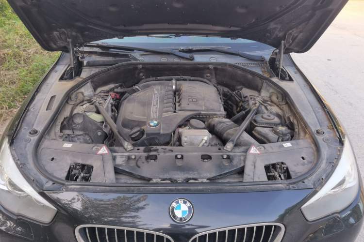 Used BMW 5 Series GT 2010 535i Luxury Edition Engine Bay