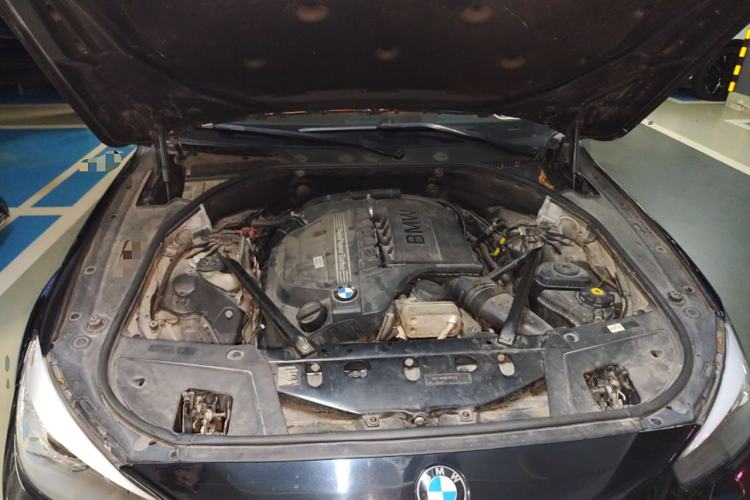 Used BMW 5 Series GT 2010 535i Luxury Edition Engine Bay