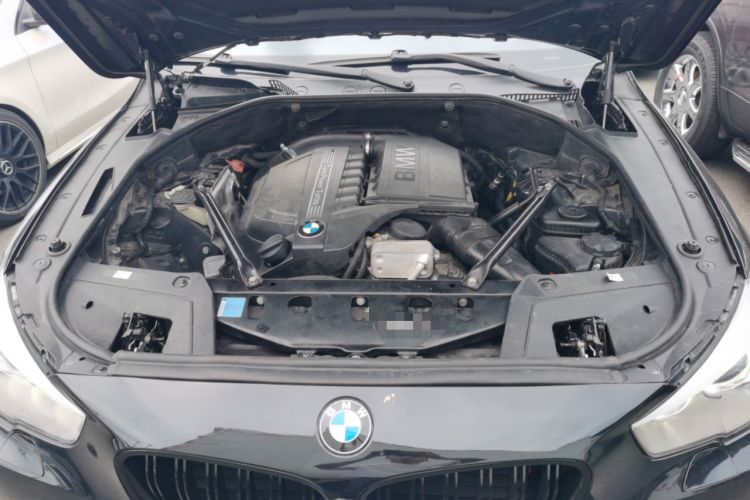 Used BMW 5 Series GT 2010 535i Luxury Edition Engine Bay