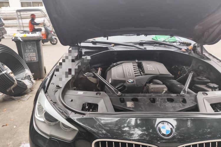 Used BMW 5 Series GT 2010 535i Leading Model Engine Bay Right