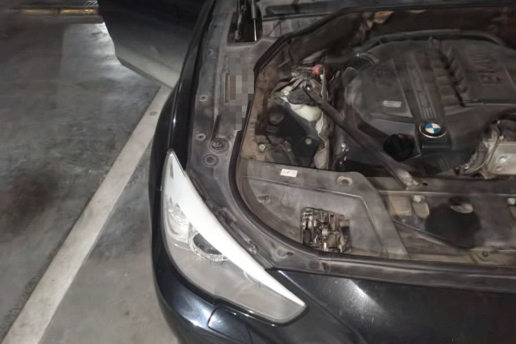 Used BMW 5 Series GT 2010 535i Leading Model Engine Bay Right