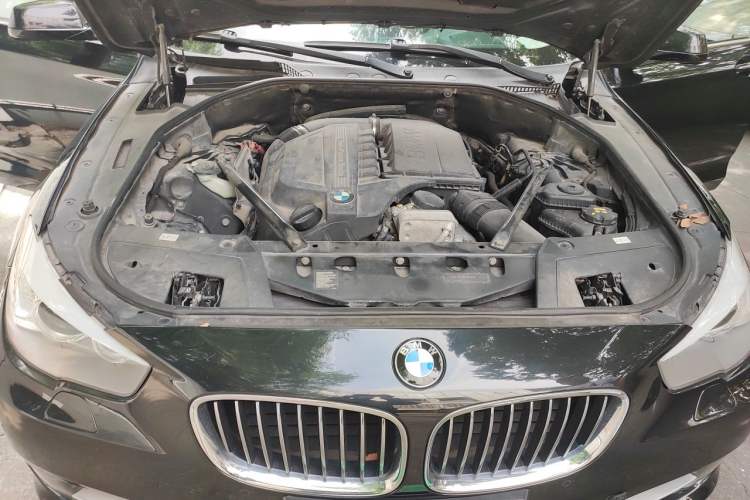 Used BMW 5 Series GT 2010 535i Luxury Edition Engine Bay