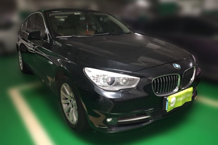Used BMW 5 Series GT 2010 535i Leading Model Front Right 45 Deg