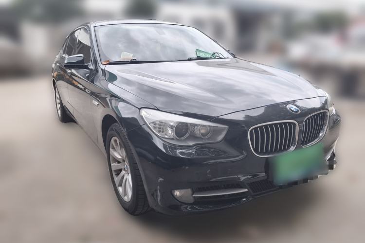 Used BMW 5 Series GT 2010 535i Leading Model Front Right 45 Deg