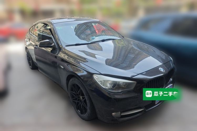 Used BMW 5 Series GT 2010 535i Leading Model Front Right 45 Deg