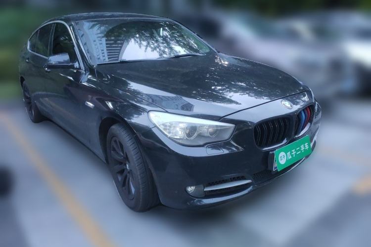 Used BMW 5 Series GT 2010 535i Leading Model Front Right 45 Deg