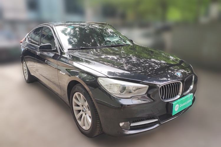 Used BMW 5 Series GT 2010 535i Luxury Edition Front Right 45 Deg
