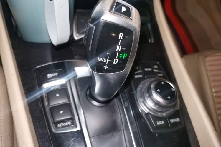 Used BMW 5 Series GT 2010 535i Leading Model Gear Lever