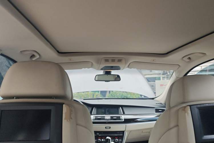 Used BMW 5 Series GT 2010 535i Luxury Edition Headliner