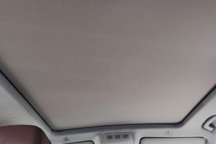 Used BMW 5 Series GT 2010 535i Luxury Edition Headliner
