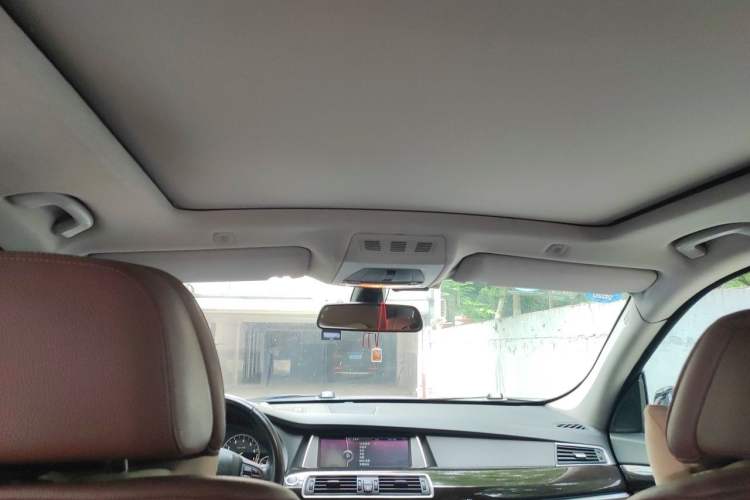 Used BMW 5 Series GT 2010 535i Luxury Edition Headliner