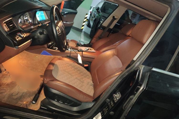 Used BMW 5 Series GT 2010 535i Leading Model Left Front Seat