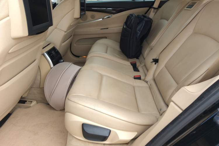 Used BMW 5 Series GT 2010 535i Luxury Edition Left Rear Seat