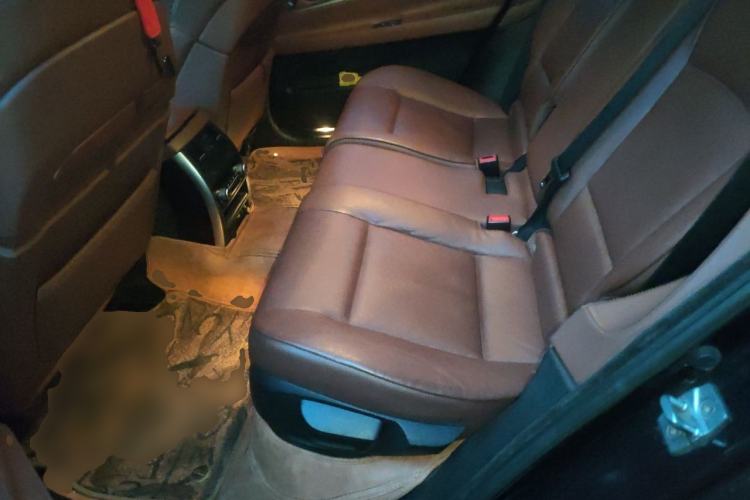 Used BMW 5 Series GT 2010 535i Leading Model Left Rear Seat