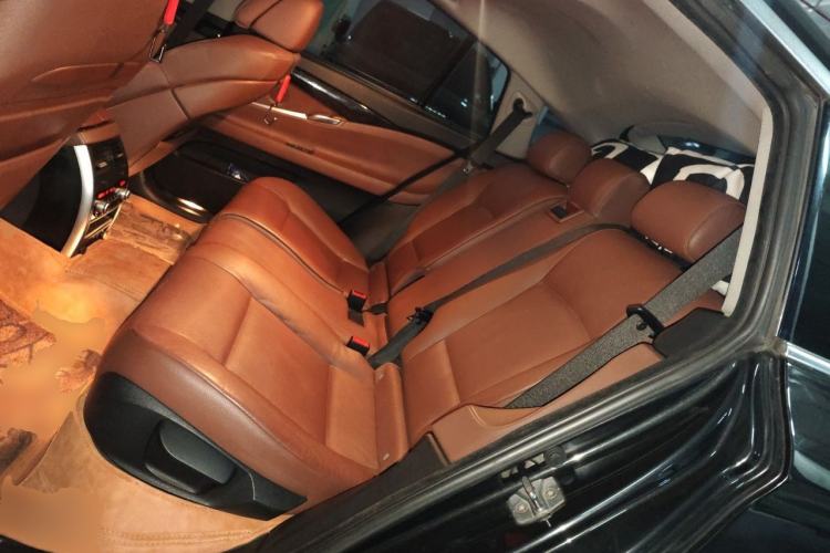 Used BMW 5 Series GT 2010 535i Leading Model Left Rear Seat