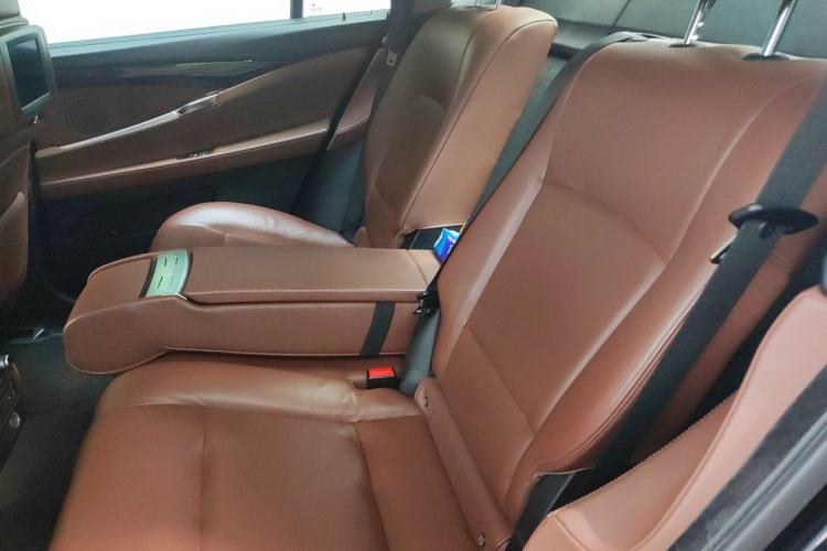 Used BMW 5 Series GT 2010 535i Luxury Edition Left Rear Seat