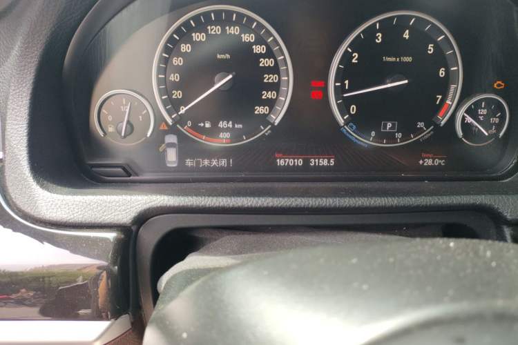 Used BMW 5 Series GT 2010 535i Luxury Edition Odometer Close Up