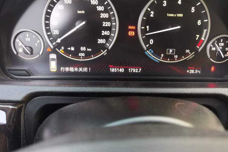 Used BMW 5 Series GT 2010 535i Luxury Edition Odometer Close Up