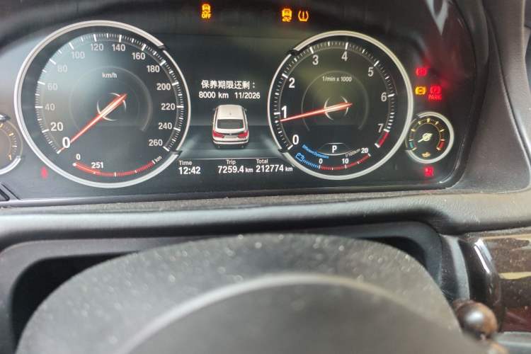 Used BMW 5 Series GT 2010 535i Leading Model Odometer Close Up