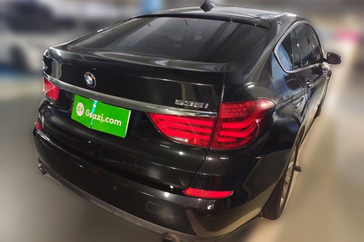 Used BMW 5 Series GT 2010 535i Luxury Edition Rear Right 45 Deg
