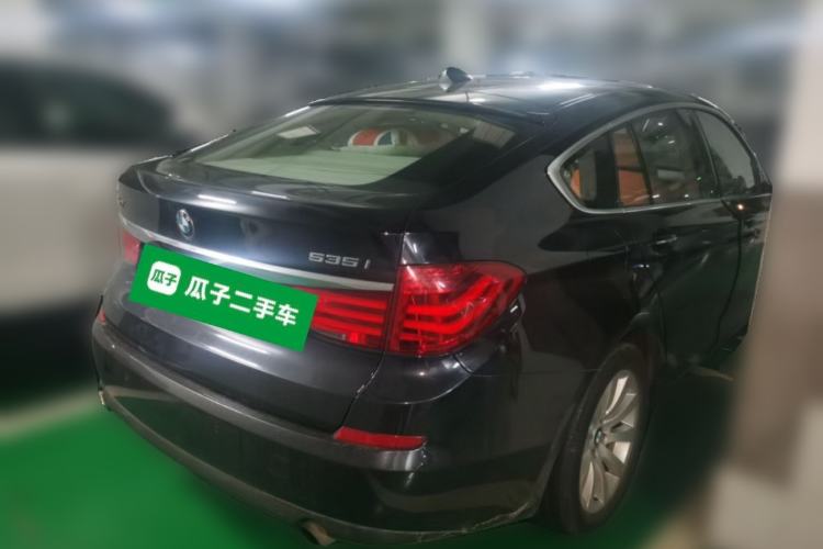 Used BMW 5 Series GT 2010 535i Leading Model Rear Right 45 Deg