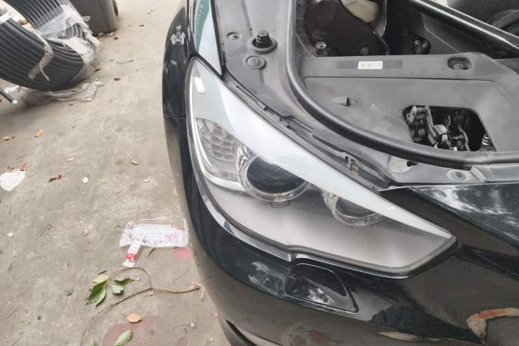 Used BMW 5 Series GT 2010 535i Leading Model Right Front Headlight