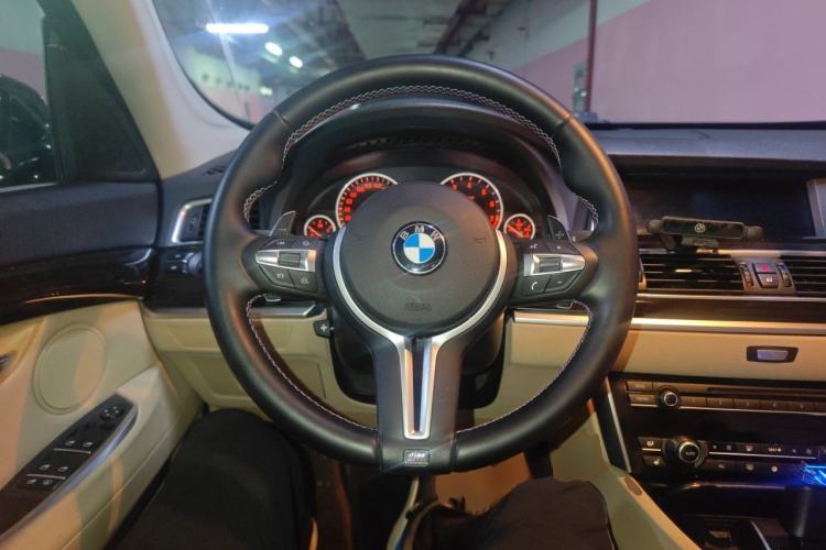 Used BMW 5 Series GT 2010 535i Leading Model Steering Wheel
