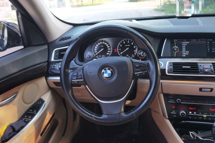 Used BMW 5 Series GT 2010 535i Luxury Edition Steering Wheel
