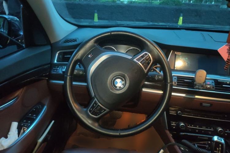 Used BMW 5 Series GT 2010 535i Leading Model Steering Wheel
