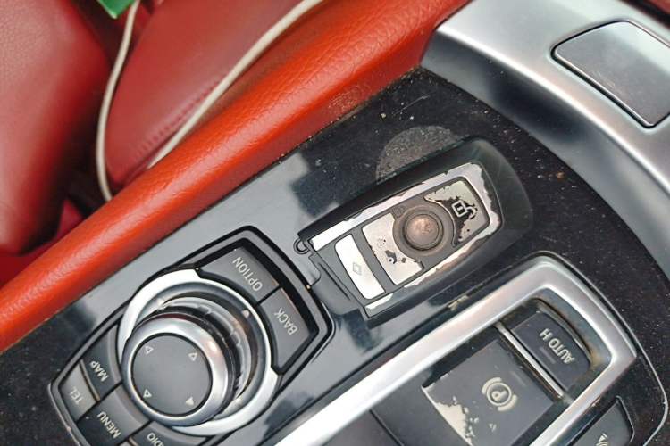 Used BMW 5 Series GT 2010 535i Luxury Edition Vehicle Key