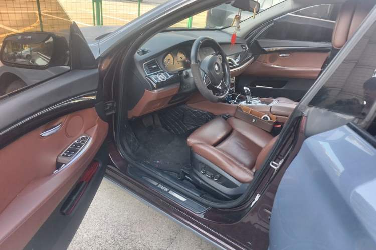Used BMW 5 Series GT 2010 535i Leading Model Driver Seat