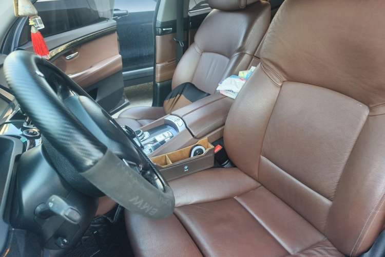 Used BMW 5 Series GT 2010 535i Leading Model Left Front Seat