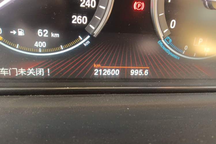 Used BMW 5 Series GT 2010 535i Luxury Edition Odometer Close Up