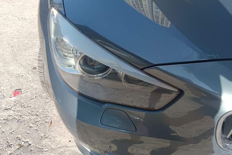 Used BMW 5 Series GT 2010 535i Luxury Edition Right Front Headlight