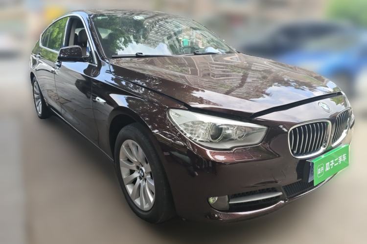Used BMW 5 Series GT 2010 535i Leading Model Front Right 45 Deg