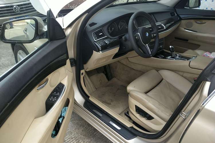 Used BMW 5 Series GT 2010 535i Leading Model Driver Seat