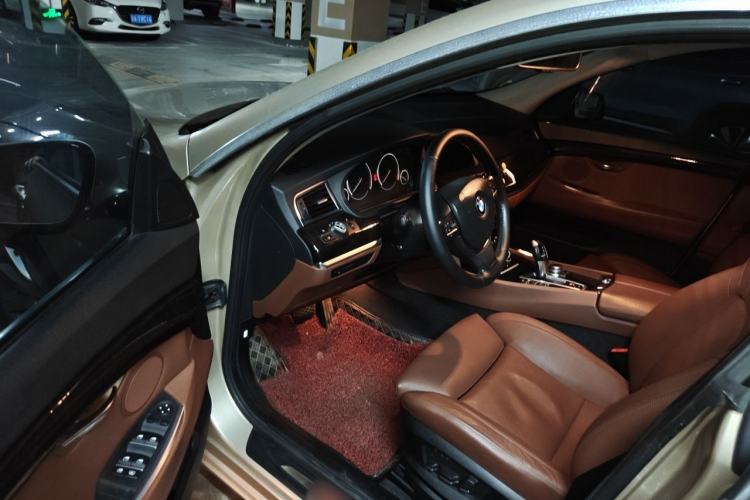 Used BMW 5 Series GT 2010 535i Luxury Edition Driver Seat