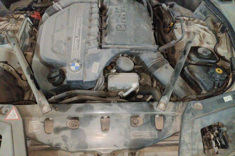 Used BMW 5 Series GT 2010 535i Luxury Edition Engine Bay